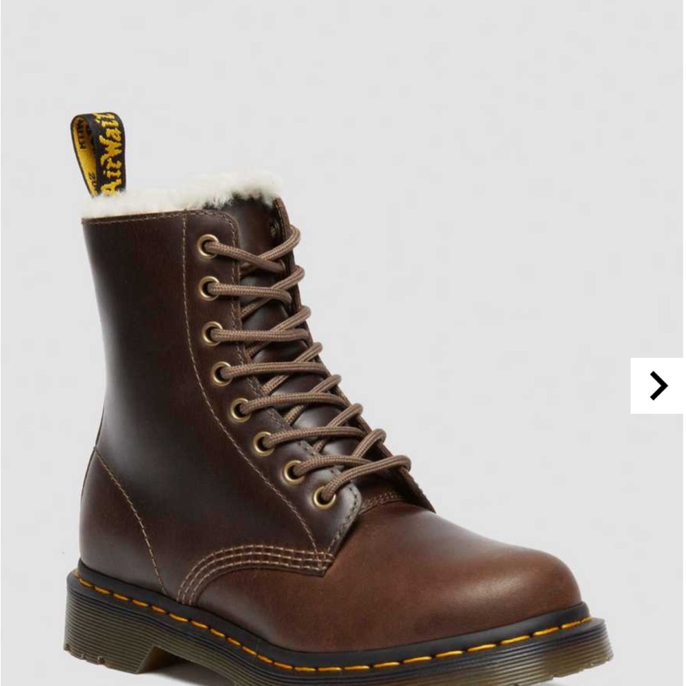 Dr Marten 1460 Womens Faux Fur Lined Lace Up Boot Size 7